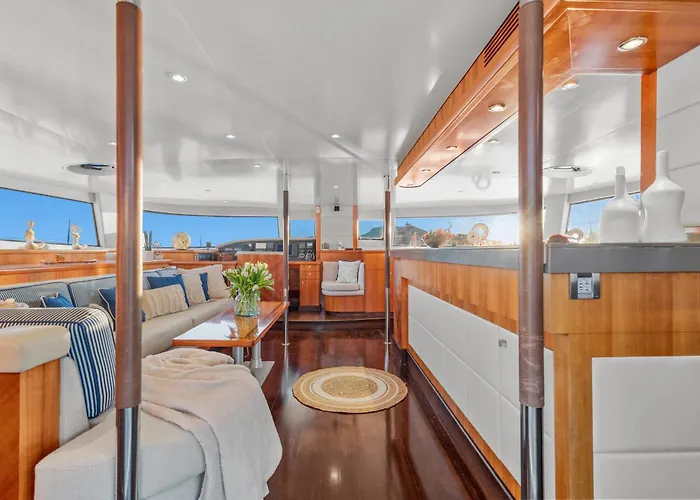 بوتيل Catamaran Mobydick Saint-Raphaël